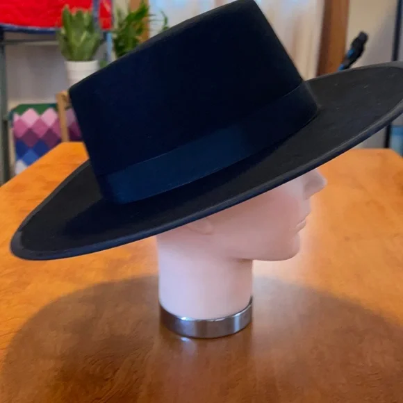 Handcrafted | Accessories | Cold Mountain 0 Wool Hat 55cm  display picture 2